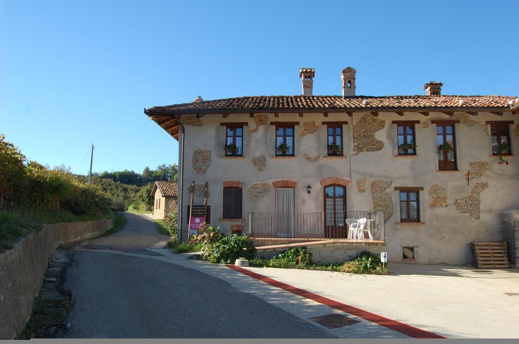 Vila Agriturismo 'D Raine Montelupo Albese Exteriér fotografie