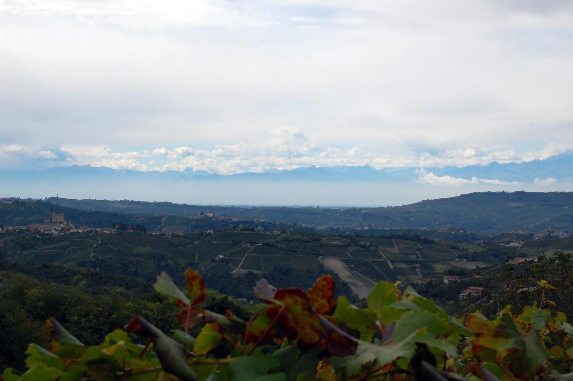 Vila Agriturismo 'D Raine Montelupo Albese Exteriér fotografie